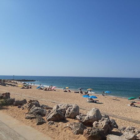 Quarteira Seaside Apartment Exterior photo